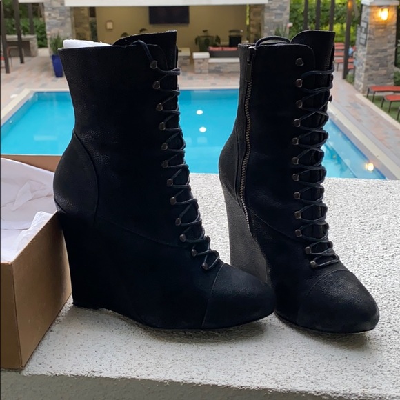 {Joie} Break On Through Leather Ankle Boots - Picture 7 of 7